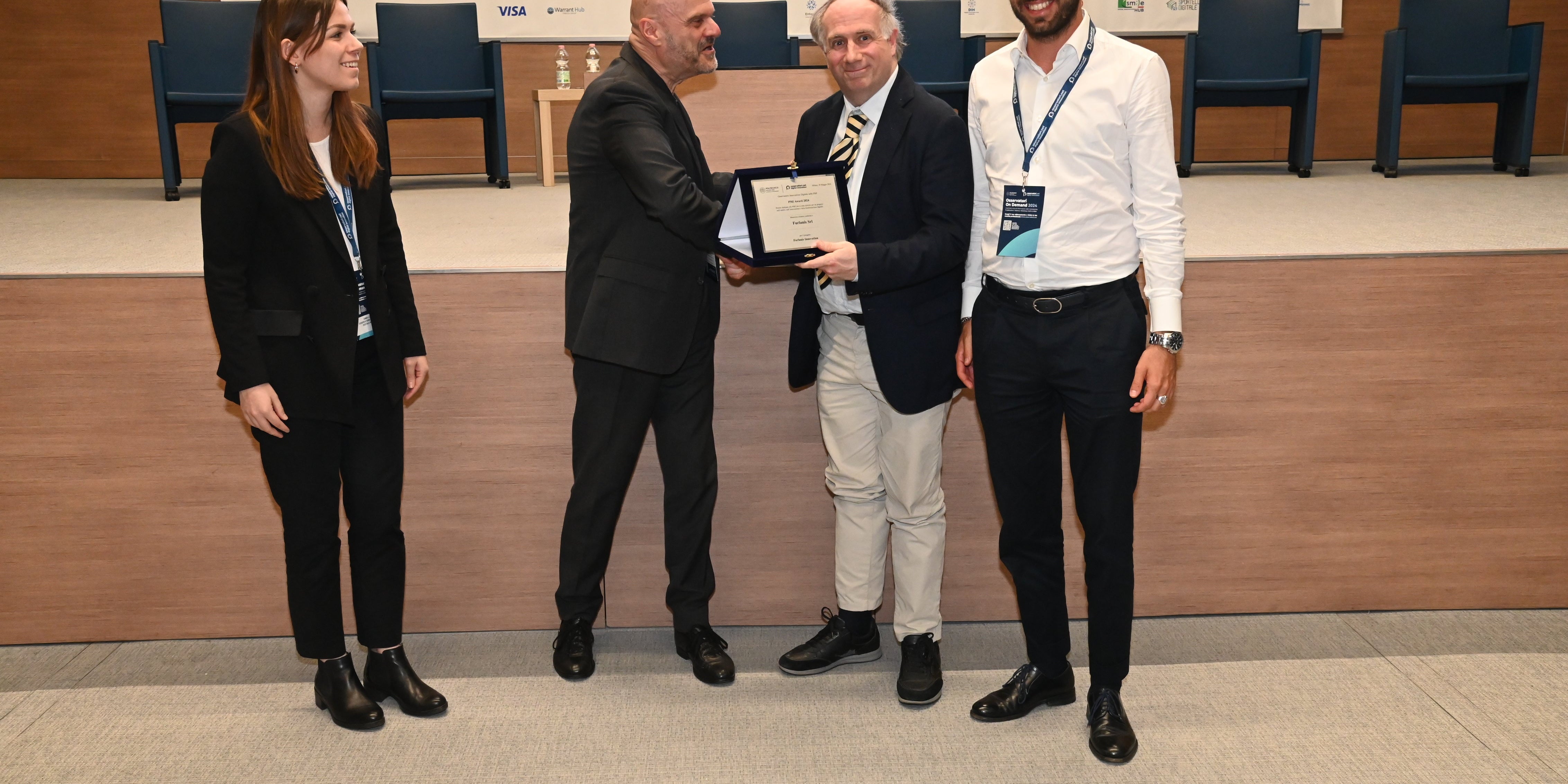 FURLANIS RICEVE LA MENZIONE D'ONORE PER L'INNOVAZIONE DIGITALE!