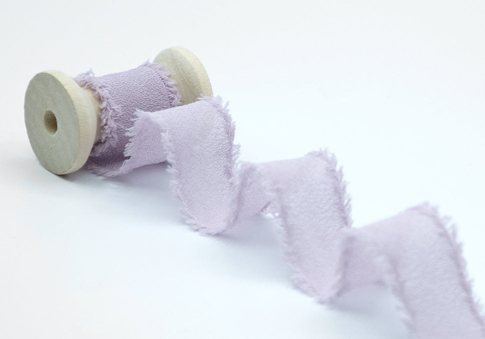 crepe effetto seta sfrangiato 25 mm malva chiaro