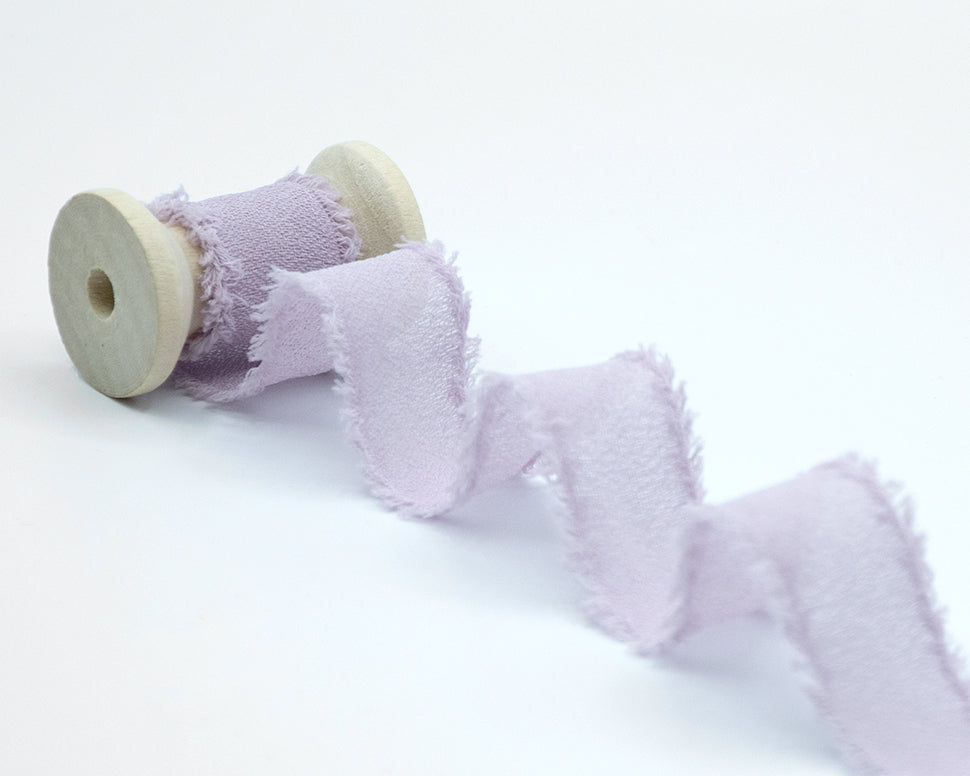 crepe effetto seta sfrangiato 25 mm malva chiaro