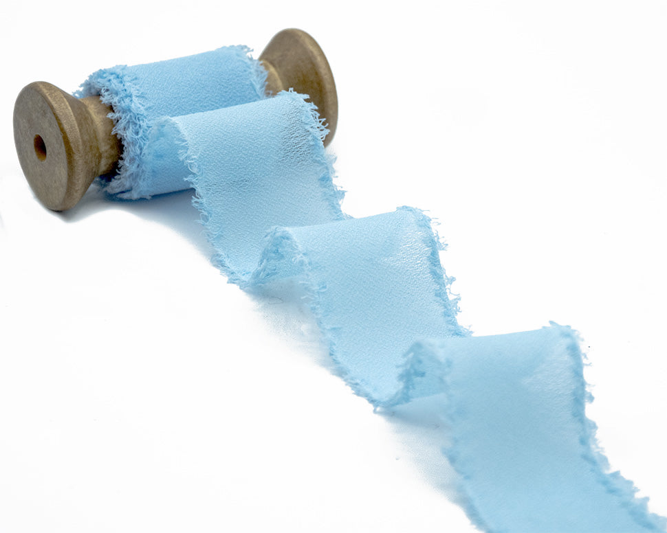 crepe effetto seta sfrangiato 40 mm azzurro baby