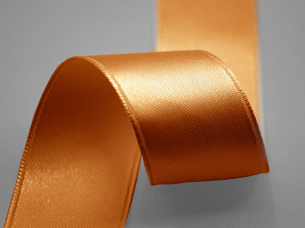 Cravate latérale orange foncé double satin 30 mm