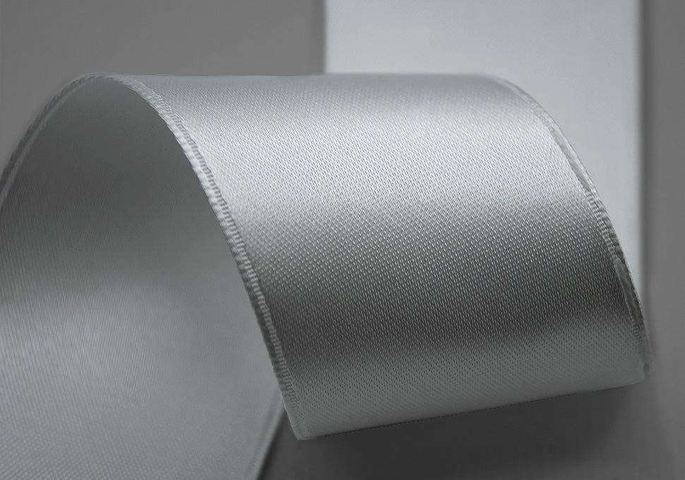 doppio raso tirante laterale 40 mm grigio perla