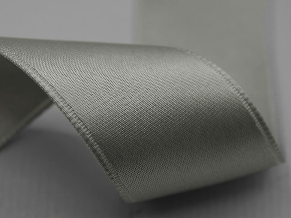 doppio raso tirante laterale 48 mm grigio perla