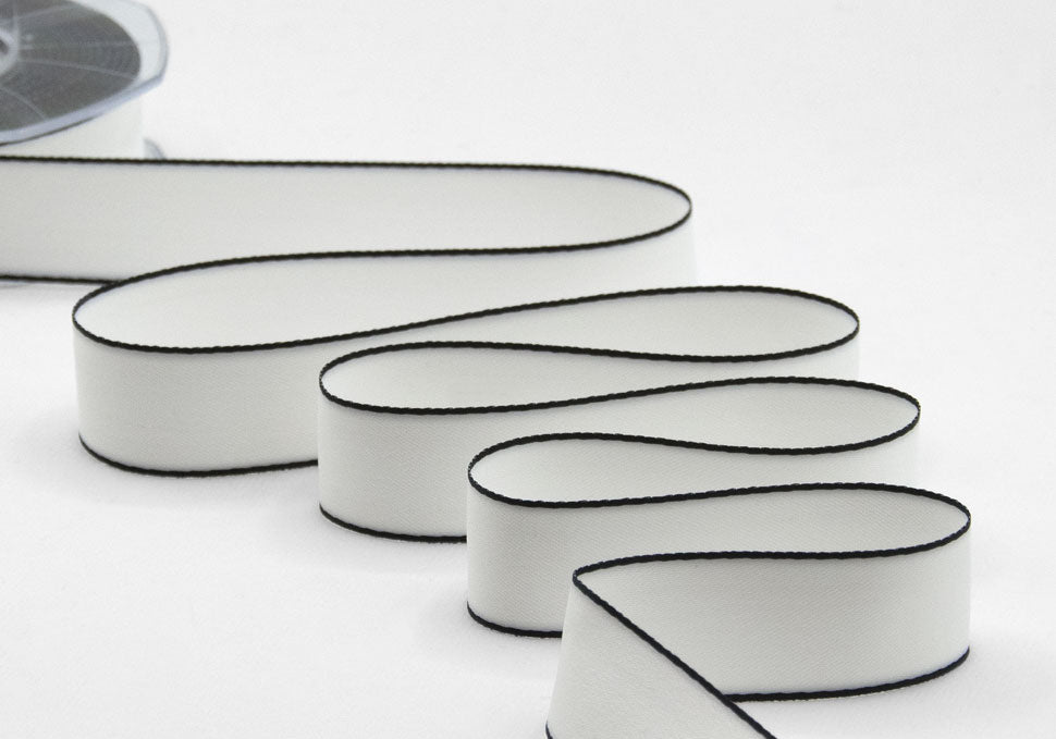 doppio raso opaco bordi neri 25 mm bianco naturale