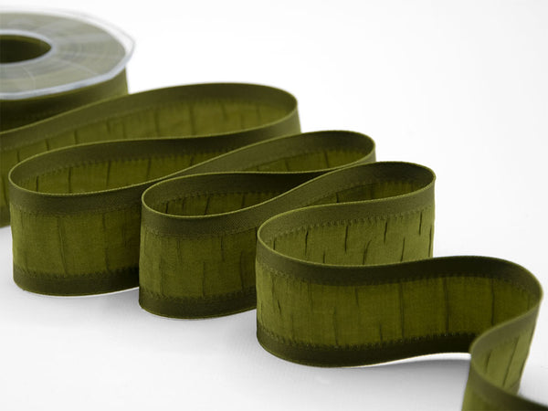 Silk reinforced edges 38 mm green moss