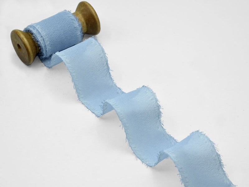 Crêpe Silk Effect Fringed Sugar Paper 40mm