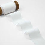 crepe effetto seta sfrangiato 40 mm bianco naturale
