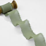 crepe effetto seta sfrangiato 40 mm verde salvia