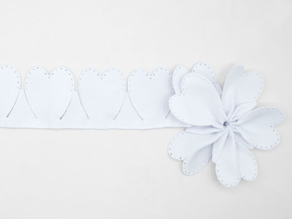 Optic White Heart Canete Confetti Box