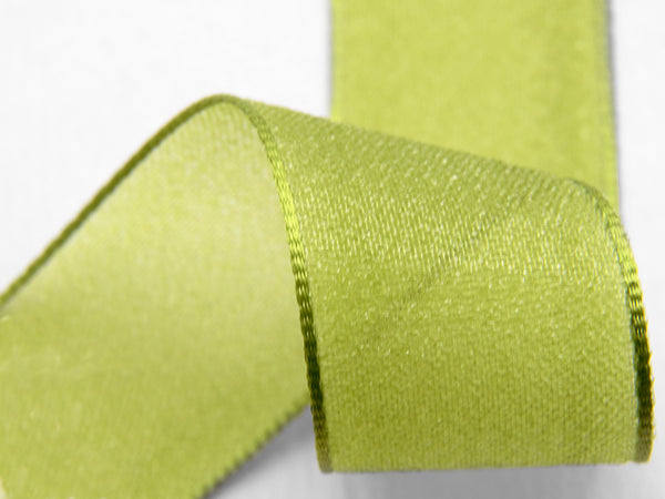 Voile brillant 6 mm de pistache verte